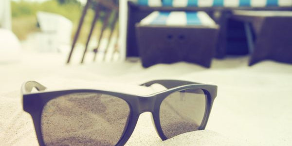 Health Tip: Reasons Why You Should Wear Sunglasses